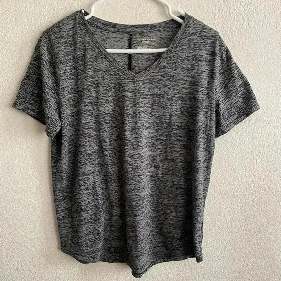 💥Tek Gear Dry Tek Grey Top L - Picture 2 of 7